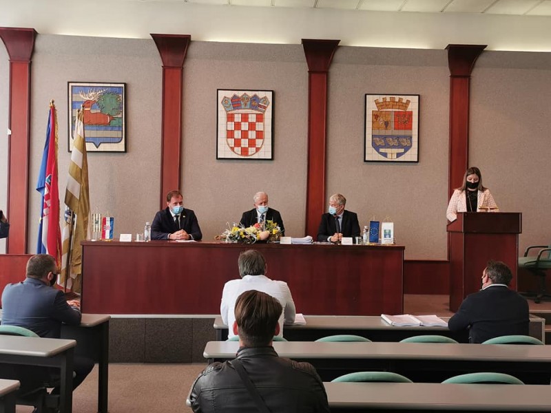 potpisivanje-ugovora-vinkovci009