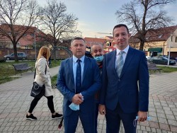 pobjeda-damira-dekanica-u-prvom-krugu10