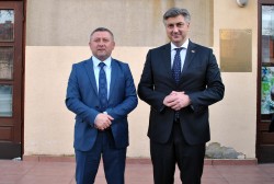 pobjeda-damira-dekanica-u-prvom-krugu12