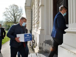 rekordna-podrska-za-damir-dekanica-25-561-prikupljenih-potpisa07