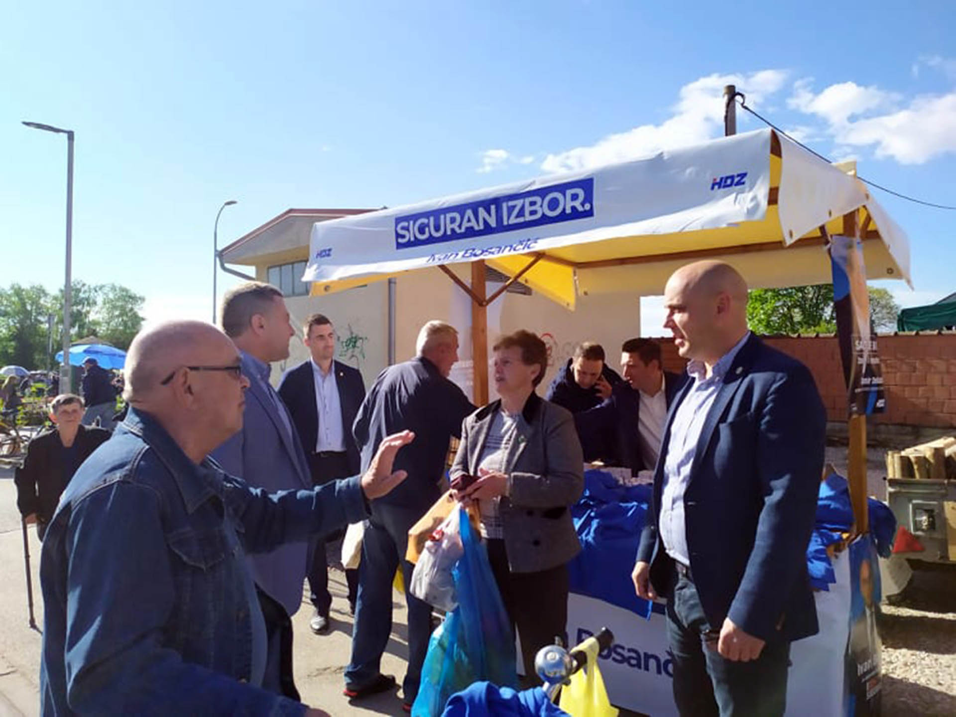 Ivan Bosančić i Damir Dekanić zahvalili građanima na rekordnom broju potpisa